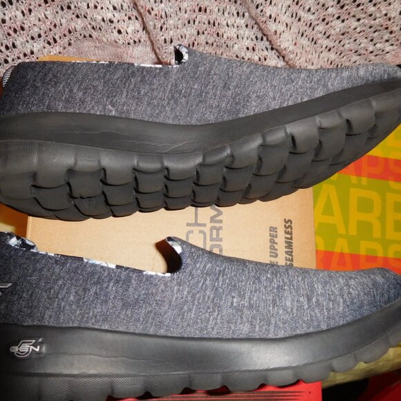 9.5M SKECHERS GO WALK JOY GRAY SCOTTIE BELLA SHOES - Picture 6 of 11